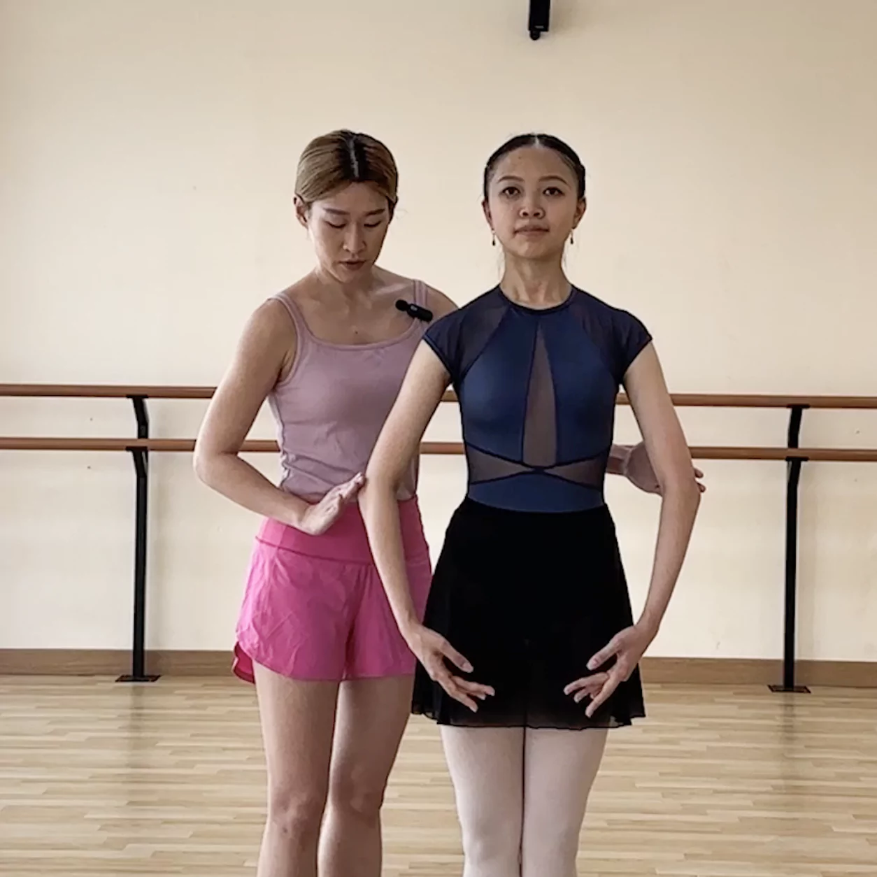 Detailed Explanation of Port De Bras Claresta Alim ballet coaching